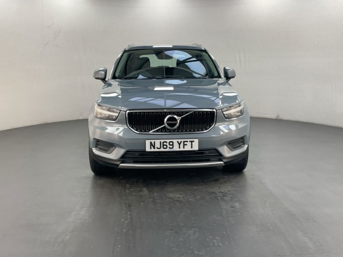 2024 Volvo Xc40