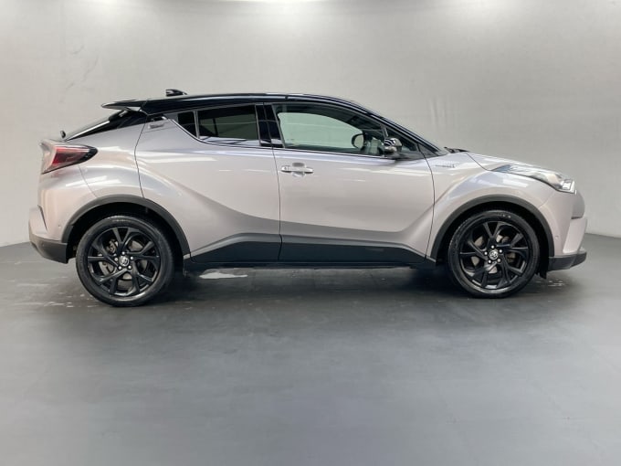 2024 Toyota Chr