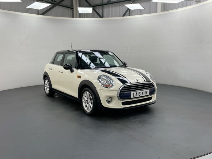 2024 Mini Hatch Cooper