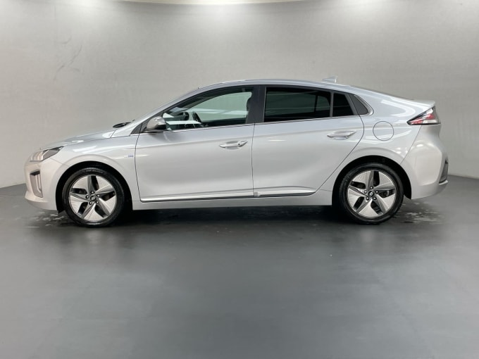 2024 Hyundai Ioniq