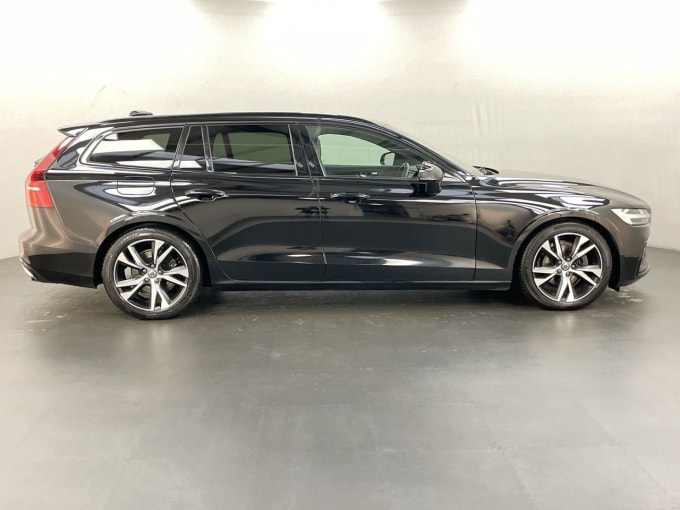 2024 Volvo V60