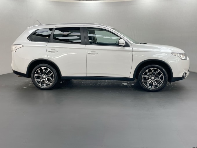 2024 Mitsubishi Outlander