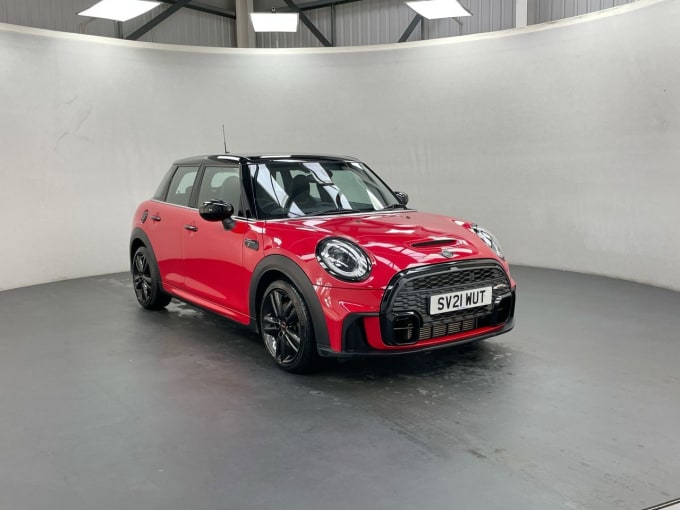 2025 Mini Hatch