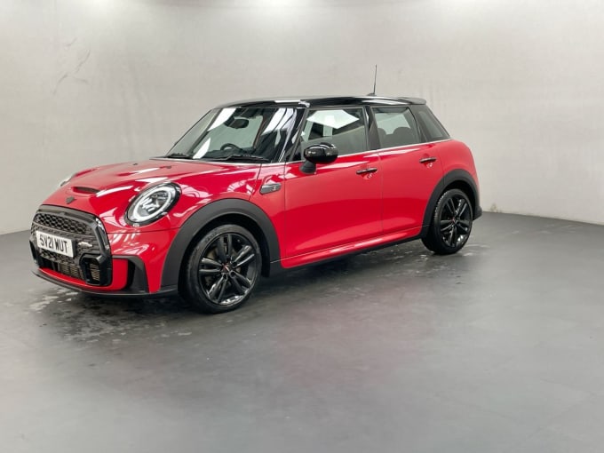 2025 Mini Hatch