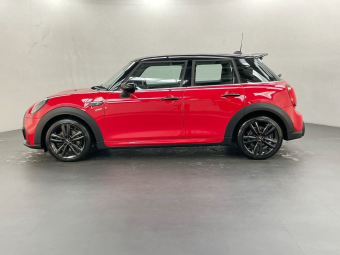 2025 Mini Hatch