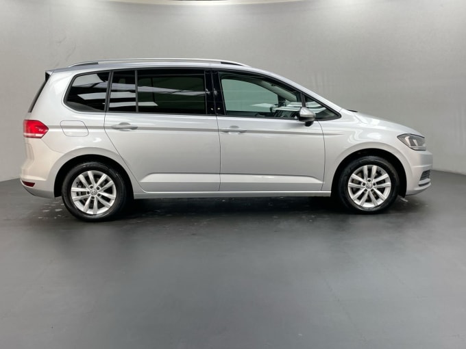 2025 Volkswagen Touran