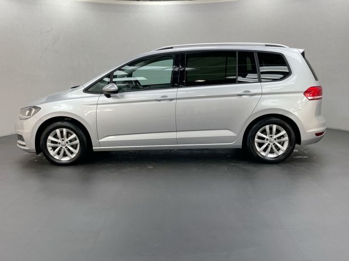 2025 Volkswagen Touran