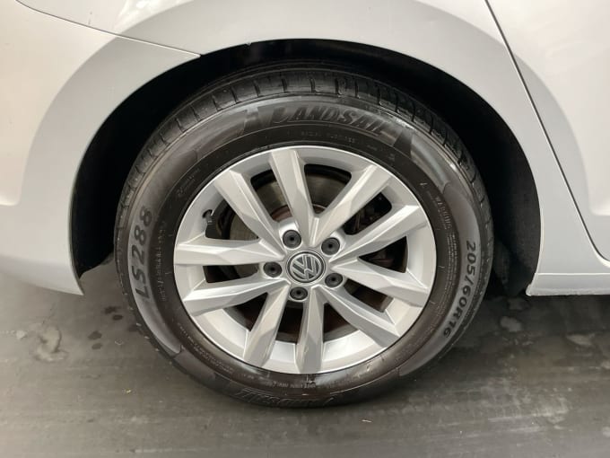 2025 Volkswagen Touran