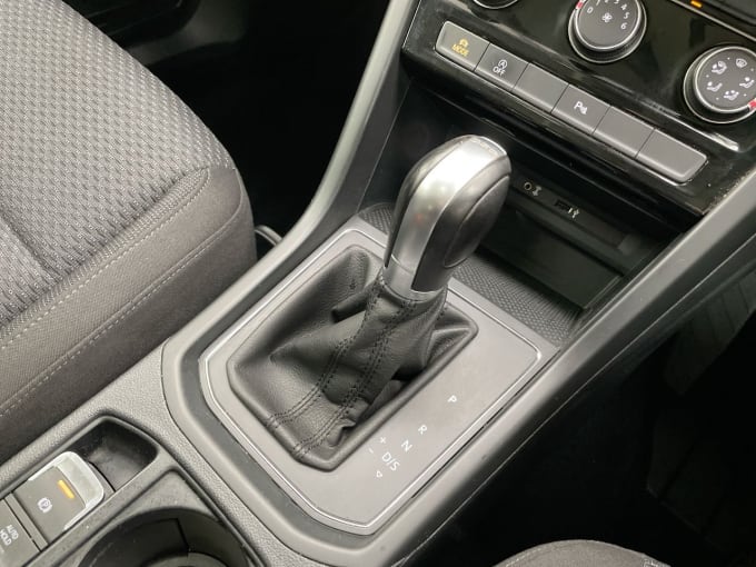 2025 Volkswagen Touran
