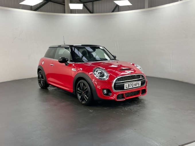 2025 Mini Hatch