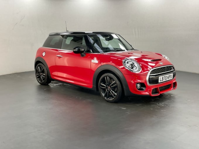 2025 Mini Hatch