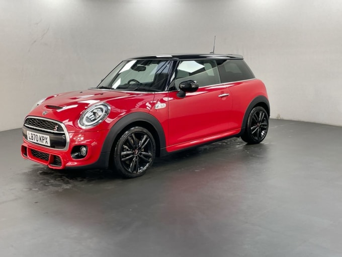 2025 Mini Hatch