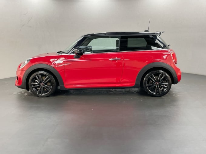 2025 Mini Hatch