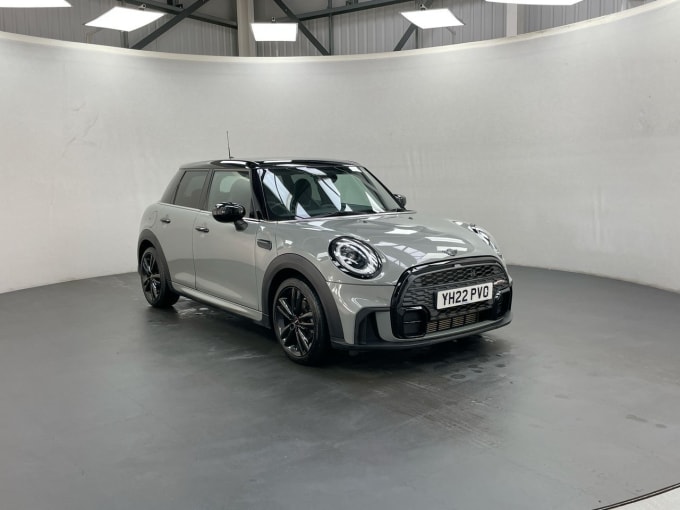 2025 Mini Hatch