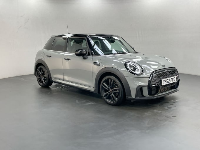 2025 Mini Hatch