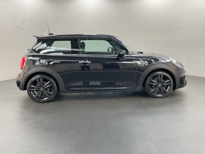 2025 Mini Hatch