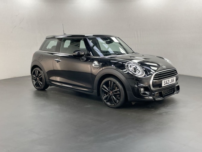 2025 Mini Hatch