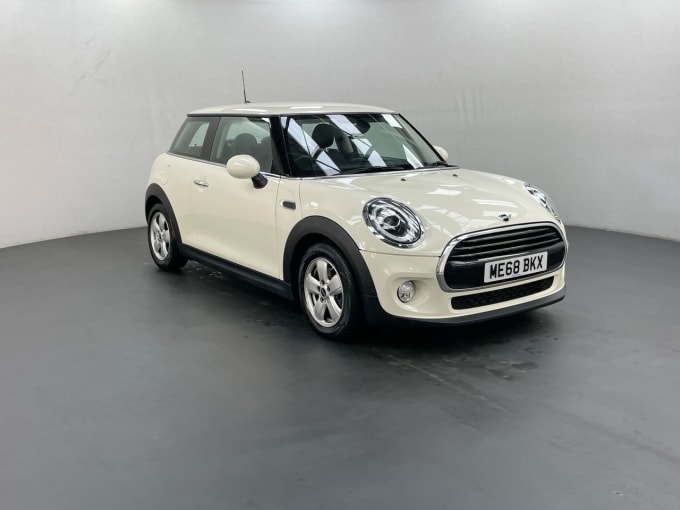 2025 Mini Hatch