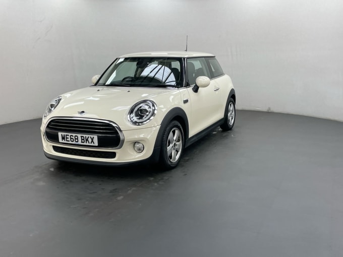 2025 Mini Hatch