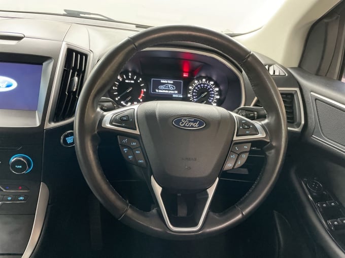 2025 Ford Edge