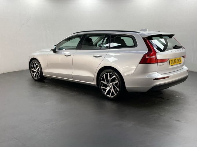 2025 Volvo V60