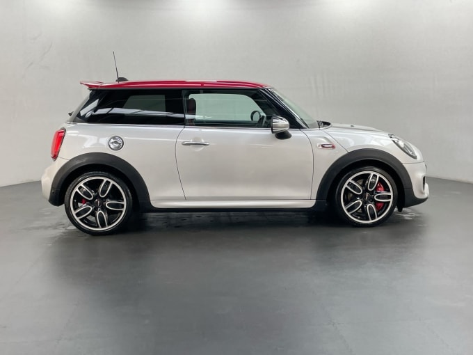 2025 Mini Hatch