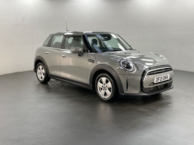 2025 Mini Hatch