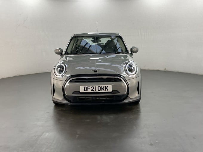 2025 Mini Hatch