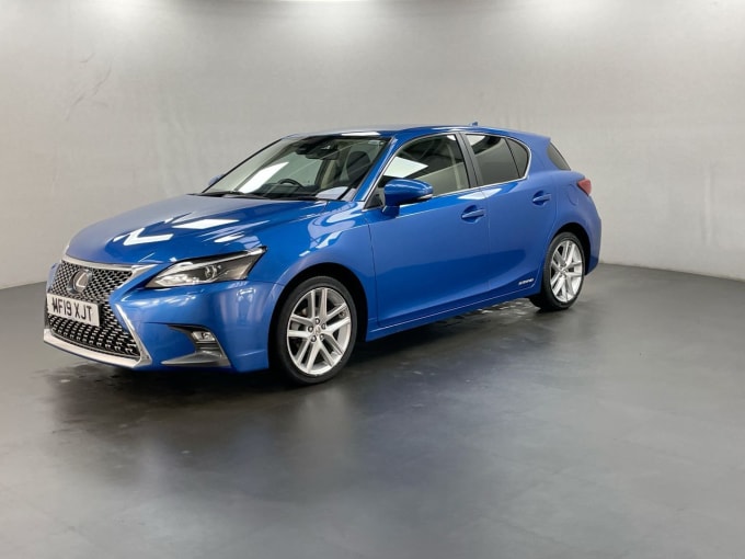 2025 Lexus Ct