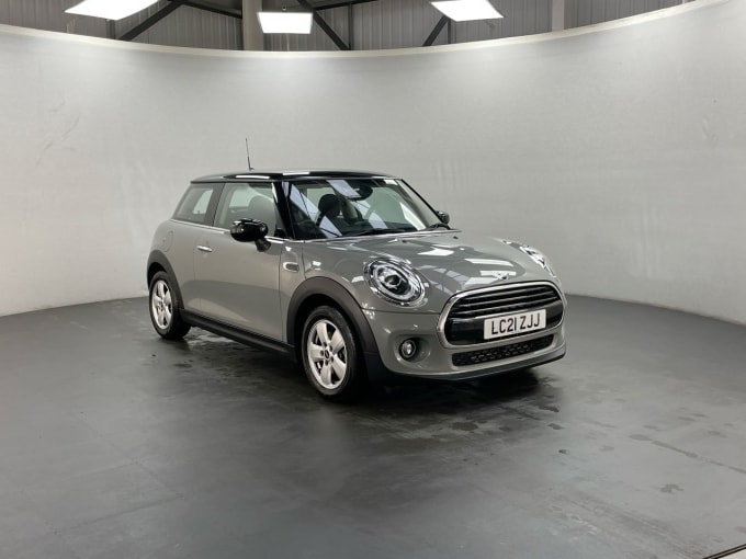 2025 Mini Hatch