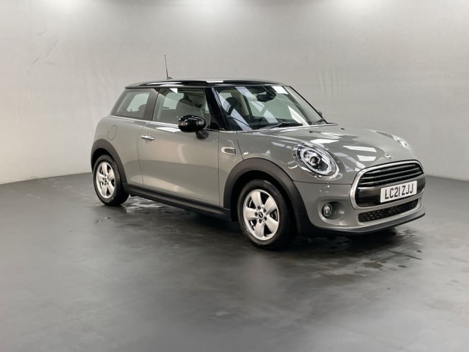 2025 Mini Hatch