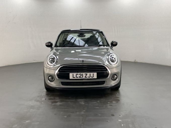 2025 Mini Hatch