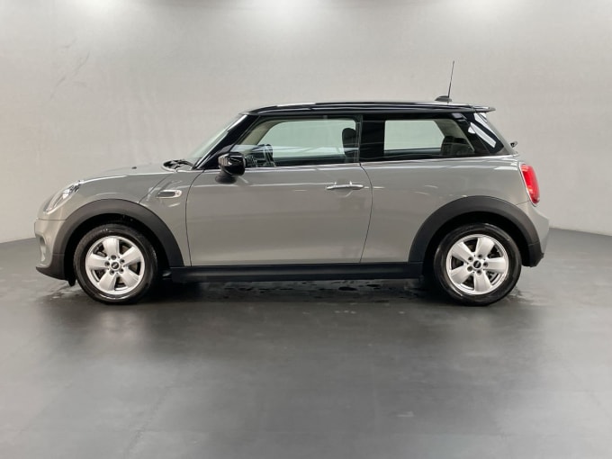 2025 Mini Hatch