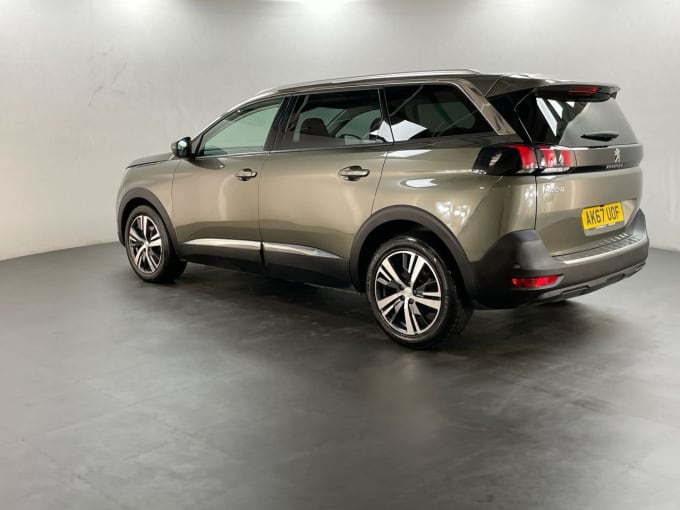 2025 Peugeot 5008