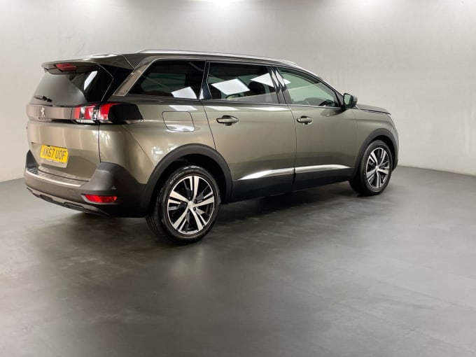 2025 Peugeot 5008