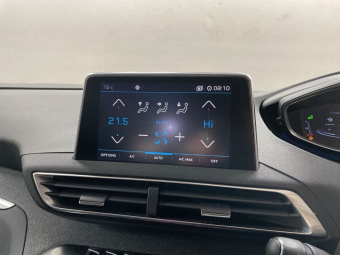 2025 Peugeot 5008