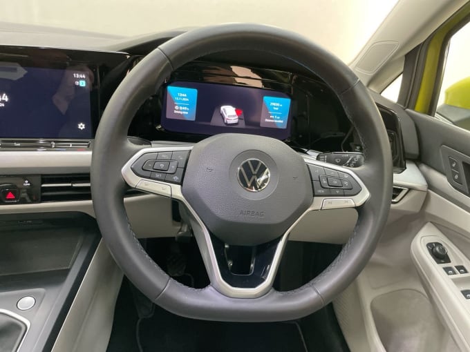 2025 Volkswagen Golf