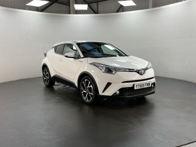 2025 Toyota C-hr