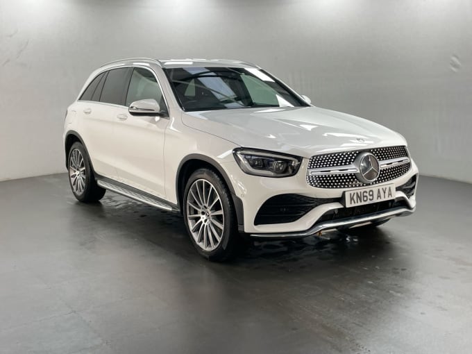 2025 Mercedes-benz Glc