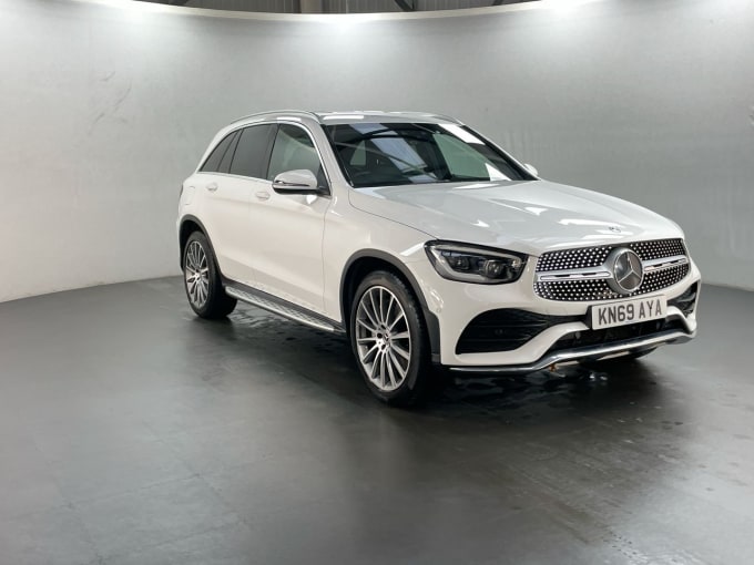 2025 Mercedes-benz Glc