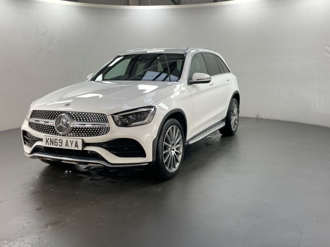 2025 Mercedes-benz Glc