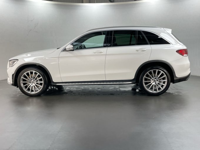 2025 Mercedes-benz Glc