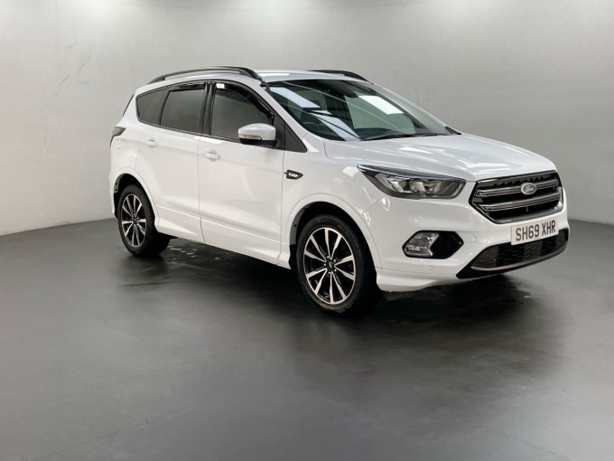 2025 Ford Kuga