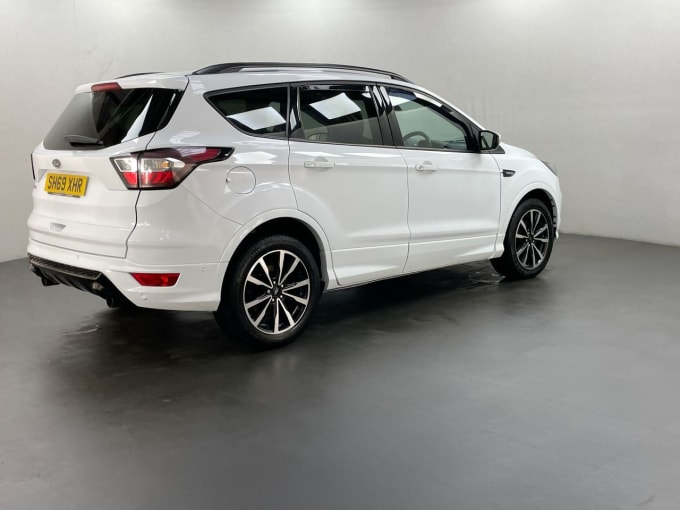 2025 Ford Kuga