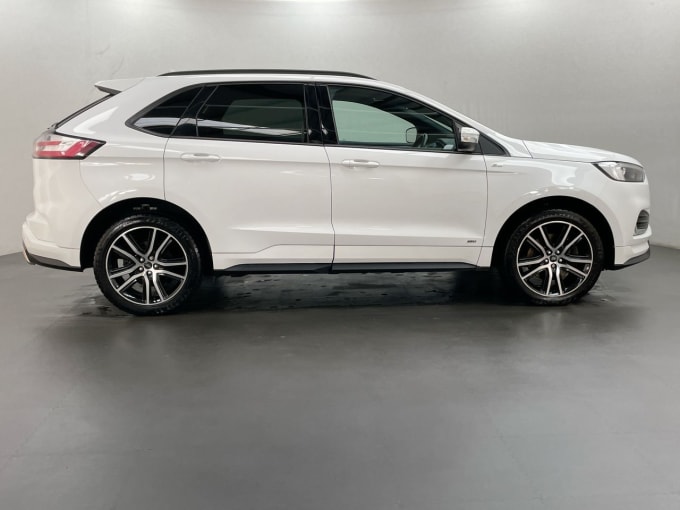 2025 Ford Edge