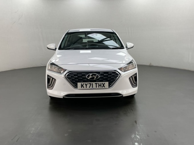 2025 Hyundai Ioniq