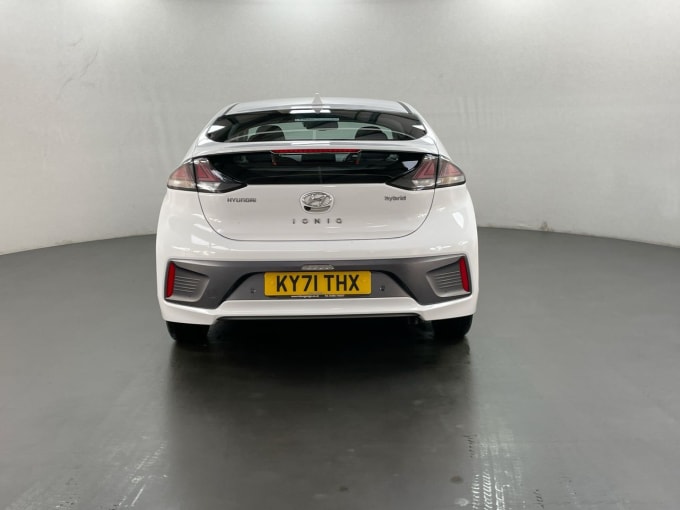 2025 Hyundai Ioniq