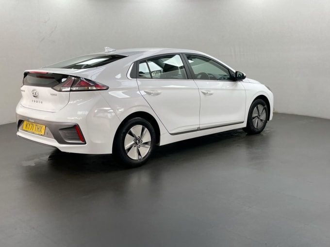 2025 Hyundai Ioniq