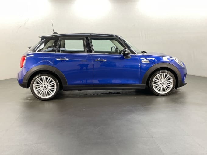 2025 Mini Hatch