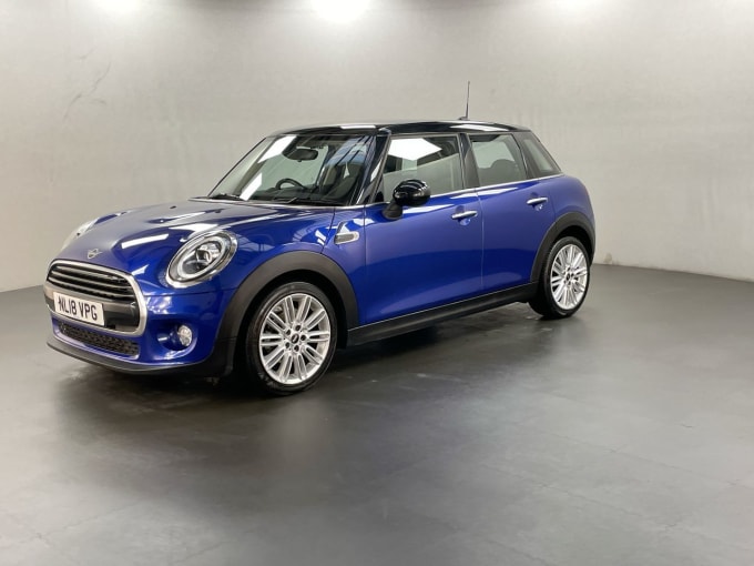 2025 Mini Hatch